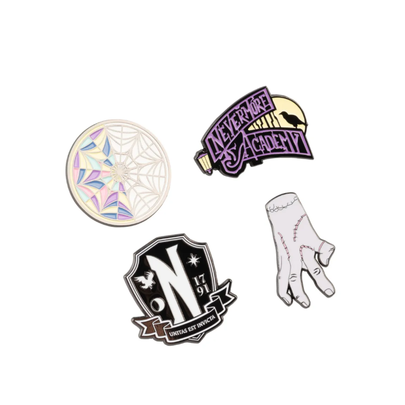 SET DE 4 PINS MERCREDI ADAMS