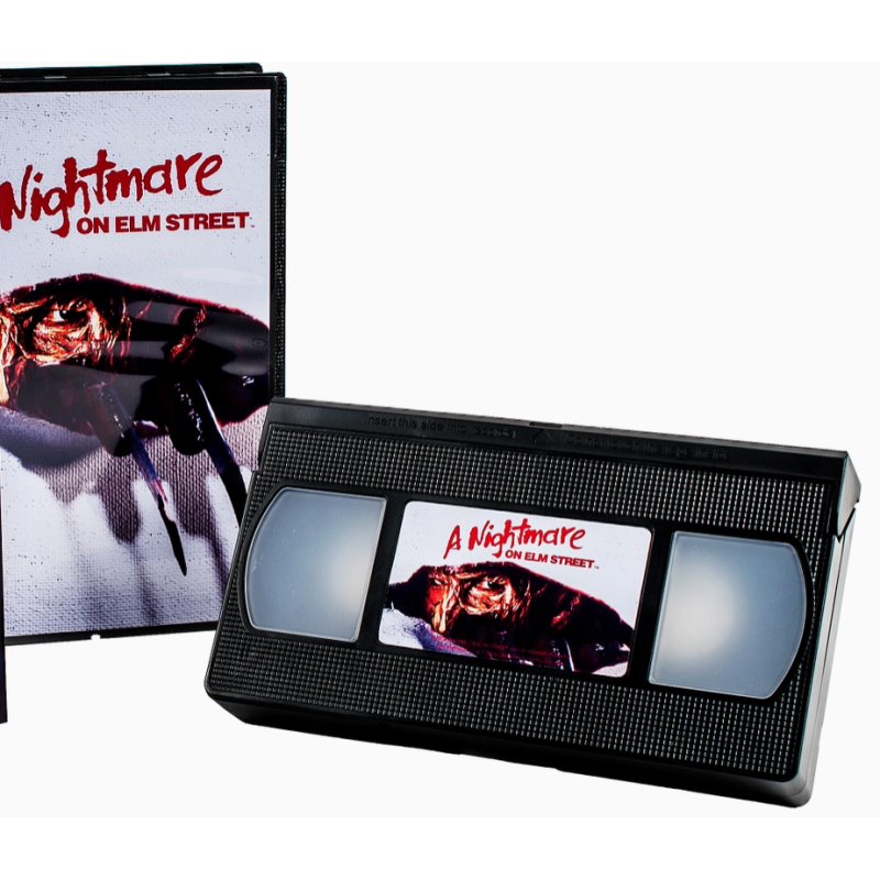 LAMPE CASSETTE VIDEO - A NIGHTMARE FREDDY