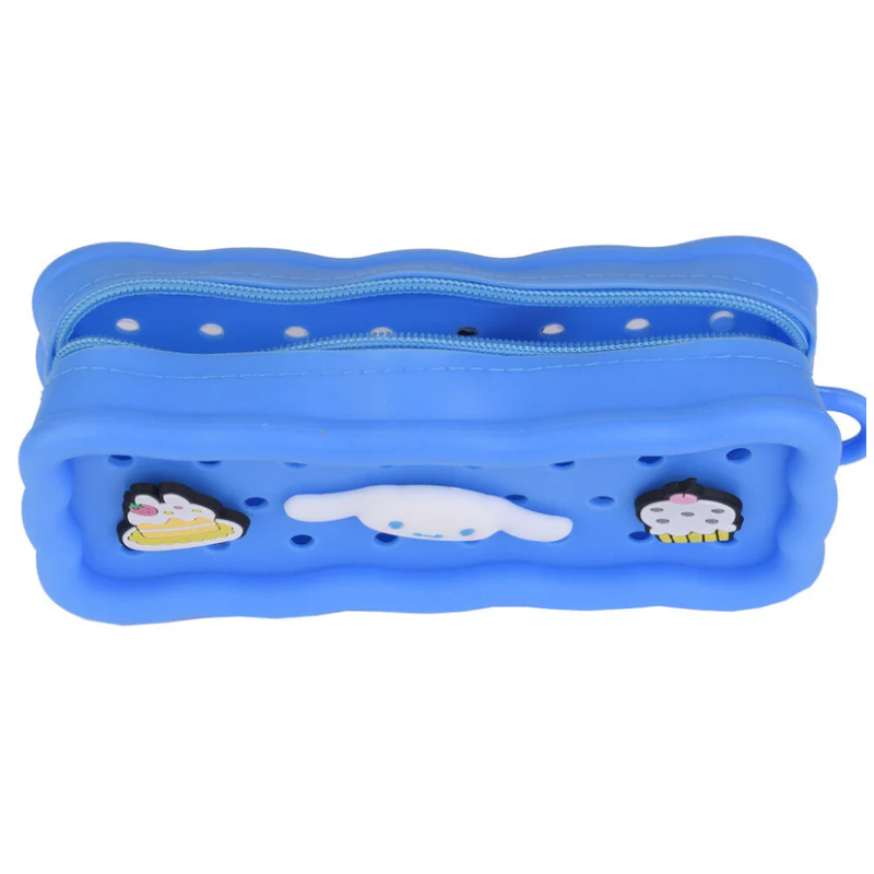TROUSSE EN SILICONE + CHARMS CINNAMOROLL - HELLO KITTY