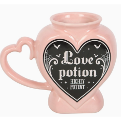 Tasse gothique en forme de...